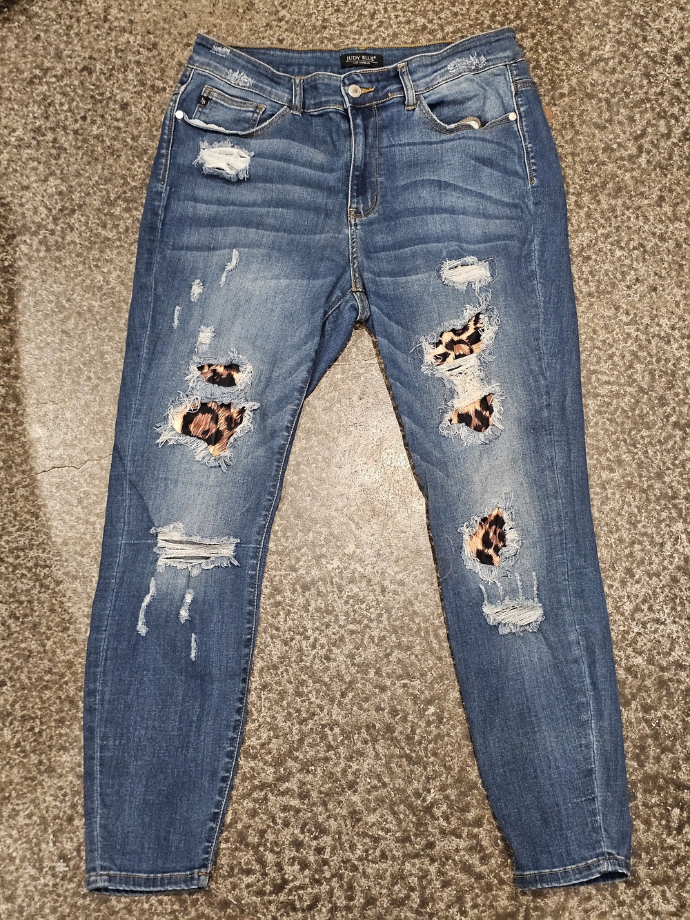 Judy Blue Blue Straight Leg Jeans with Leopard Patch Distressing